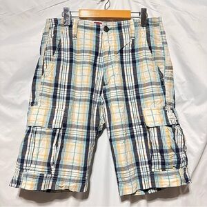 Levi’s Plaid Cargo Shorts 31 | 90s Vintage Y2K Cotton Utility Mens Streetwear